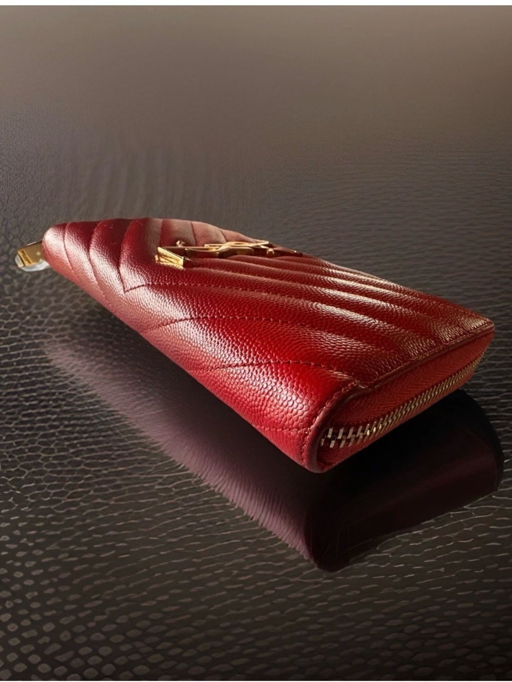 Saint Laurent Quilted Red Leather Continental Wallet with Gold YSL - Picture 4 of 12